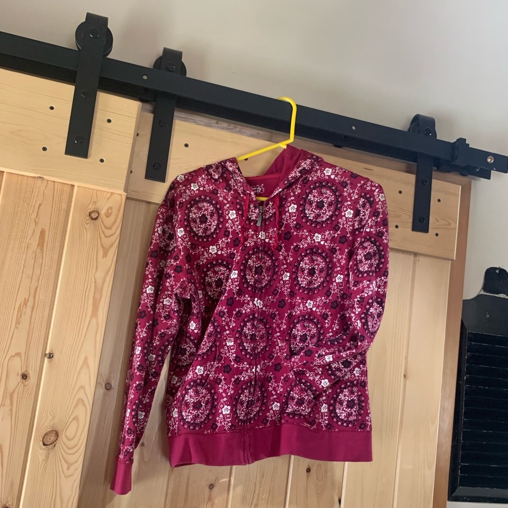 Women’s magenta bandana print zip hoodie